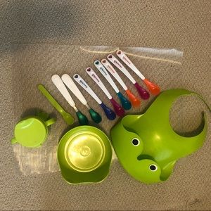 2/$15 Baby feeding spoons, IKEA green bib, bowl spoon and Sippy cup set.